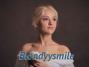 Blondyysmile