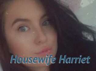 Housewife_Harriet
