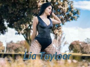 Lia_Tayloor