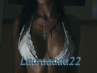 Lauraaaaa22