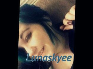 Lunaskyee