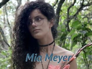 Mia_Meyer