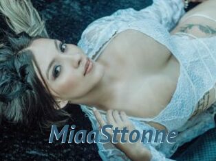 MiaaSttonne