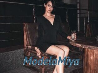 ModelaMiya