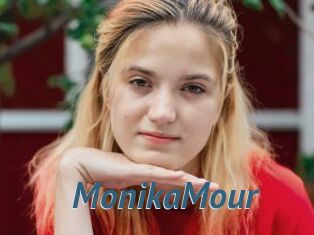 MonikaMour