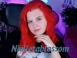 Nielletablossom