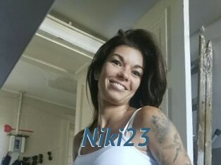 Niki23