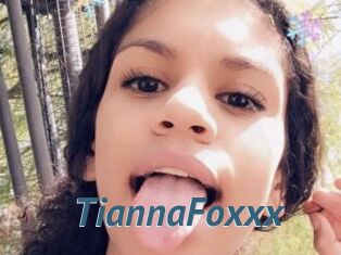 TiannaFoxxx